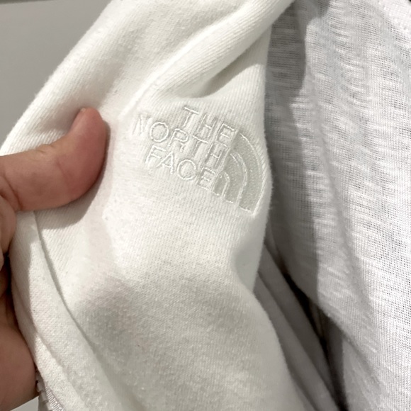 The North Face Reversible Jacket - Picture 2 of 5